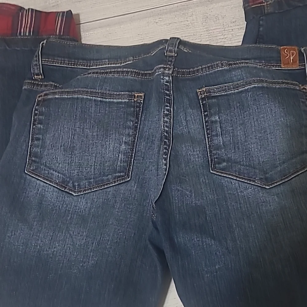 Sneakpeek Boyfriend 9 - Picture 6 of 7